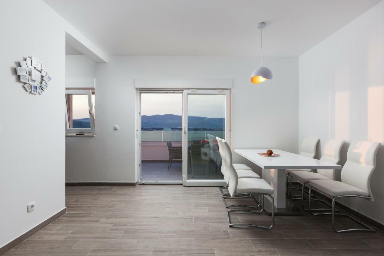 Luxury Villa Aria, Apartment Trogir Exteriör bild