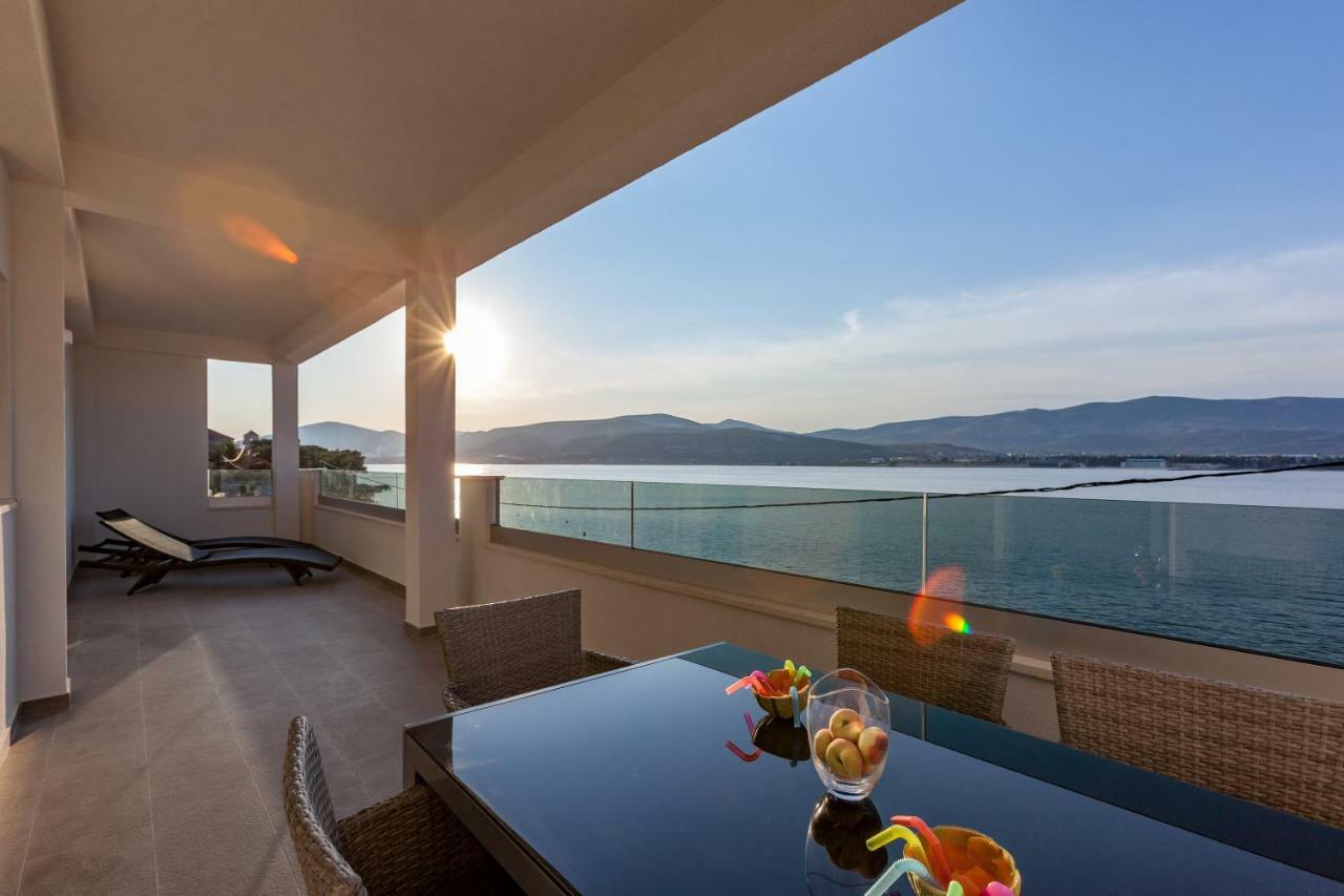 Luxury Villa Aria, Apartment Trogir Exteriör bild